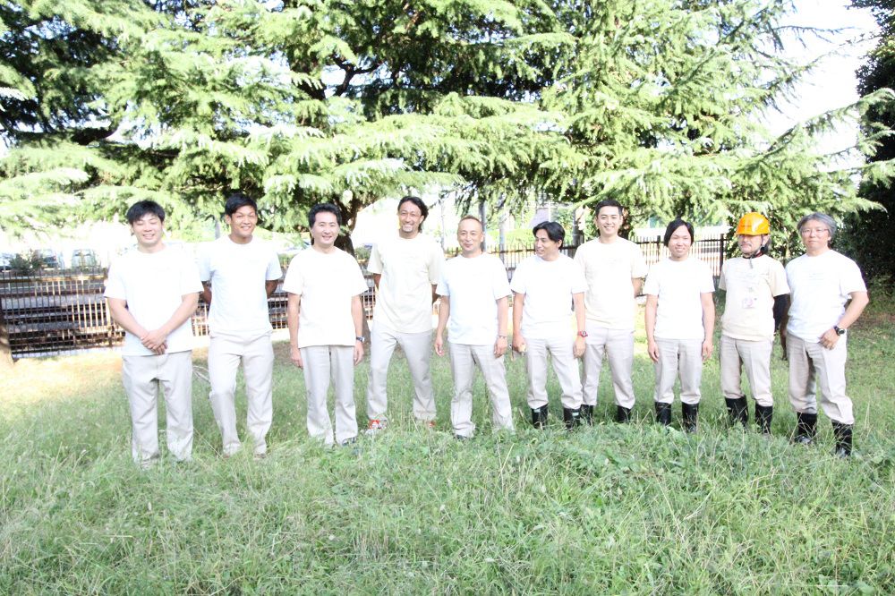 府中工廠(chǎng)參與“山羊和綿羊除草項目”的全體員工