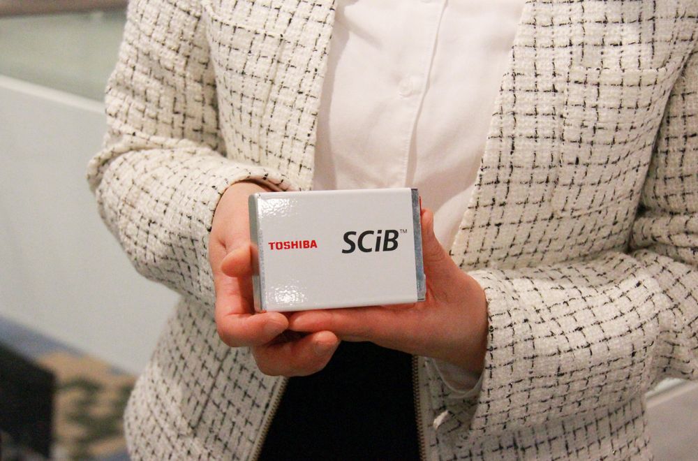 SCiB?電池（充電電池的最小單位），在汽車(chē)上安裝由多個(gè)電池組成的模塊